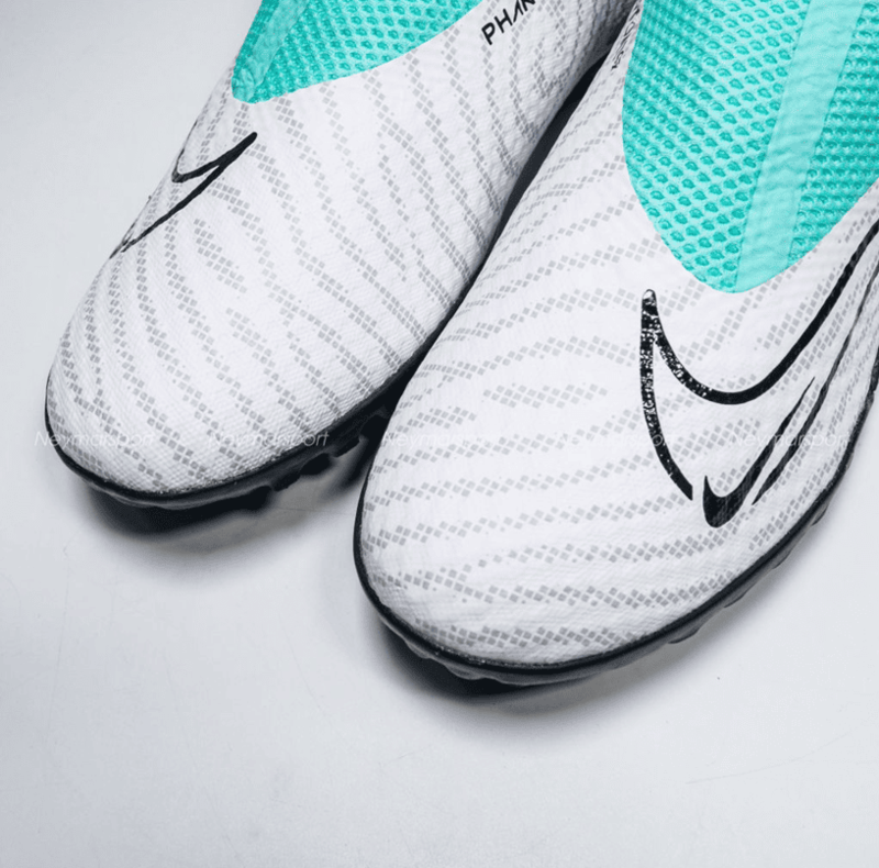 Review các đôi giày đá bóng sân cỏ nhân tạo Nike giá rẻ 4